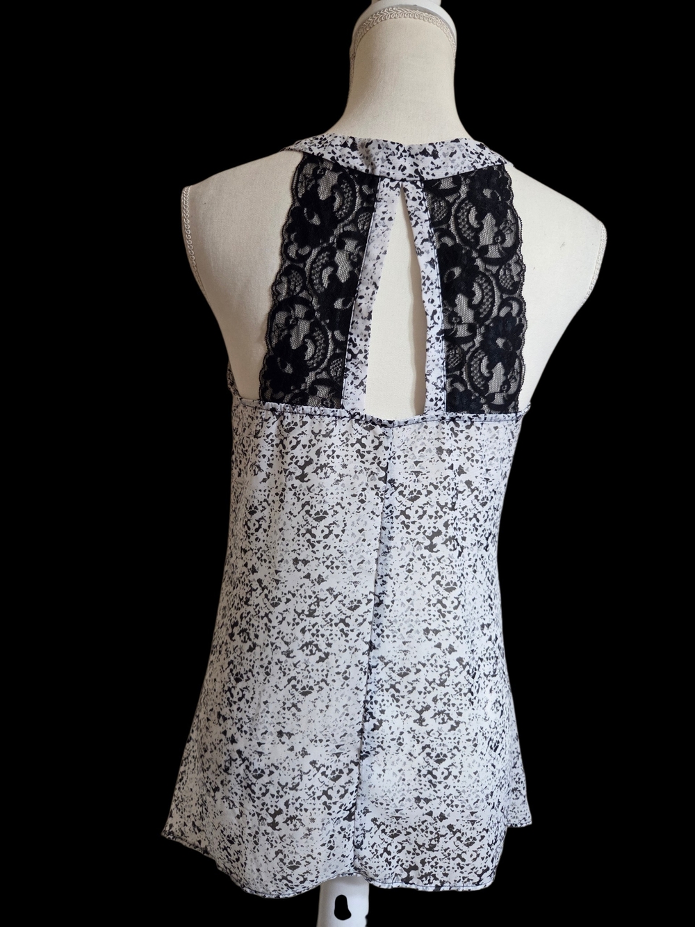 Maurices Black & White Lace-Trim Printed Tank